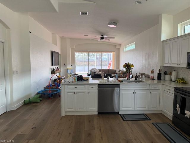 8723 Ibis Cove CIR, Naples, FL 34119