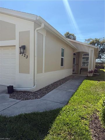 8723 Ibis Cove CIR, Naples, FL 34119