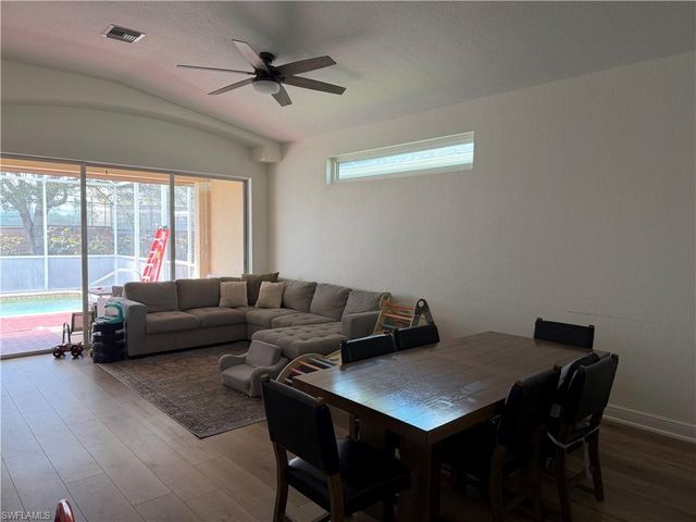 8723 Ibis Cove CIR, Naples, FL 34119