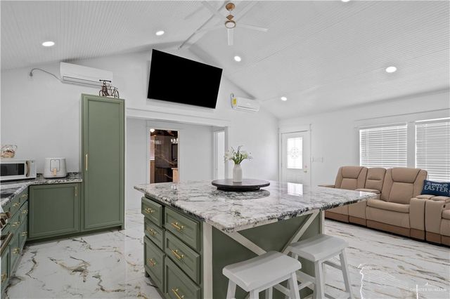 904 N Roberts Street, Edinburg, TX 78541