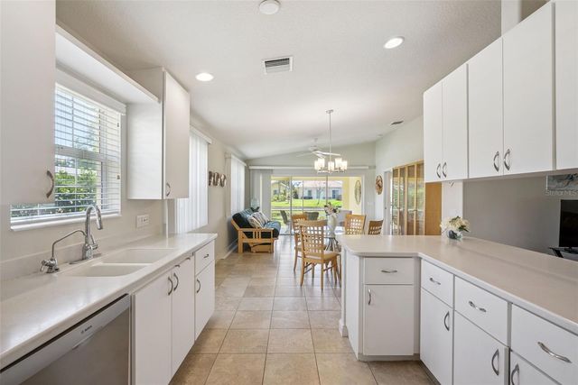11849 FAN TAIL LANE, Orlando, FL 32827
