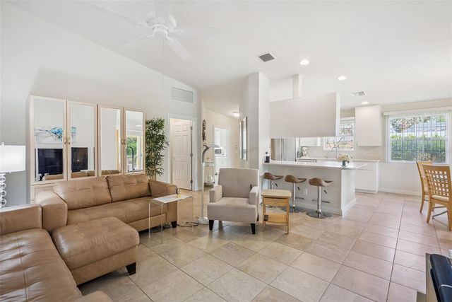 11849 FAN TAIL LANE, Orlando, FL 32827