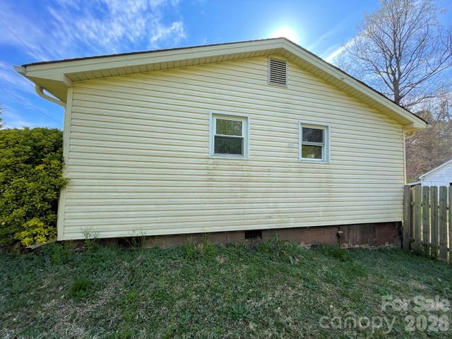 3542 Orchard Road, Iron Station, NC 28080