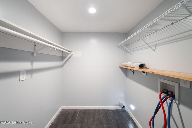 519 Brentwood Ave, Louisville, KY 40215