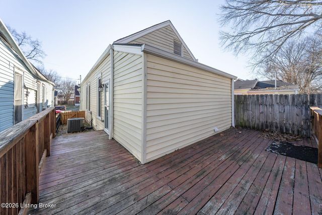 519 Brentwood Ave, Louisville, KY 40215