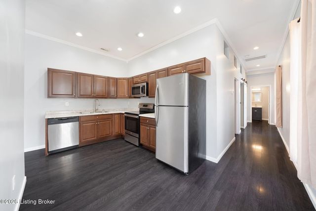 519 Brentwood Ave, Louisville, KY 40215