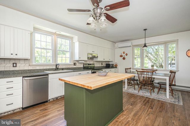 3005 BRISTOL RD, Warrington, PA 18976