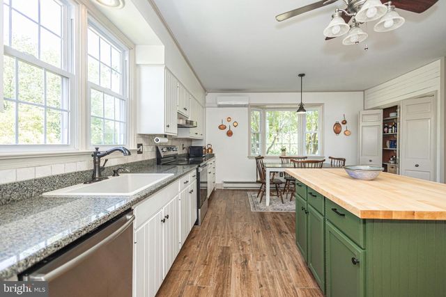 3005 BRISTOL RD, Warrington, PA 18976