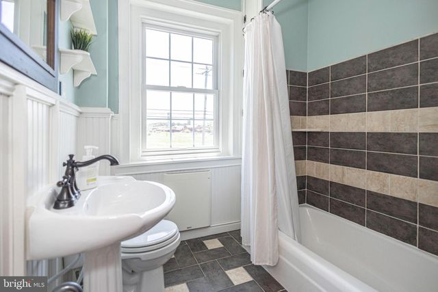 3005 BRISTOL RD, Warrington, PA 18976