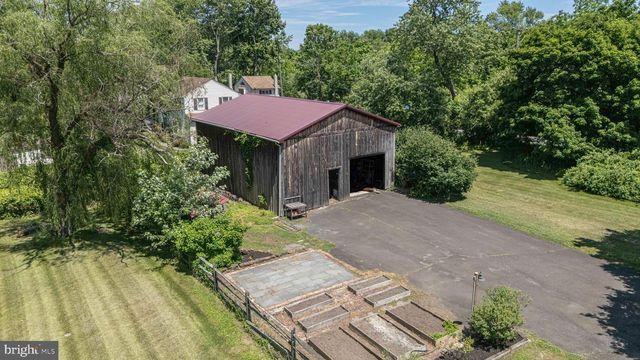 3005 BRISTOL RD, Warrington, PA 18976