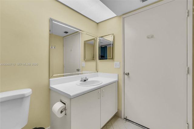 750 SW 138th Ave 304F, Pembroke Pines, FL 33027