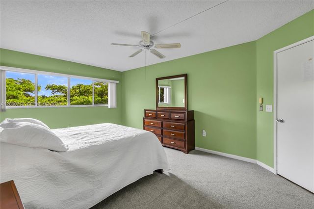 750 SW 138th Ave 304F, Pembroke Pines, FL 33027
