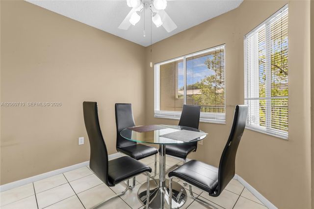 750 SW 138th Ave 304F, Pembroke Pines, FL 33027