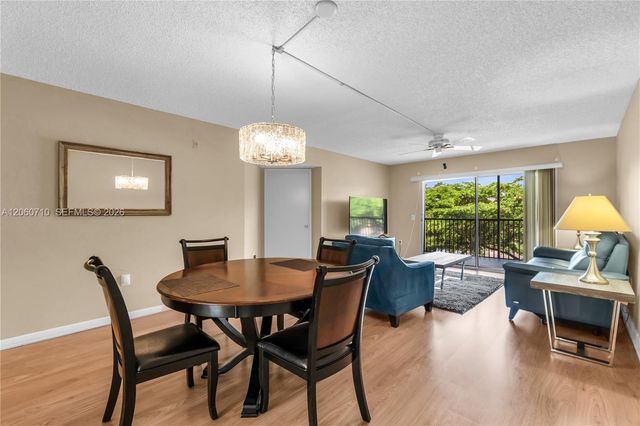 750 SW 138th Ave 304F, Pembroke Pines, FL 33027