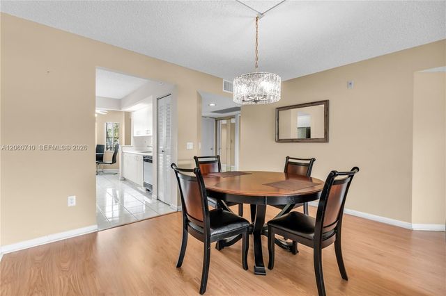 750 SW 138th Ave 304F, Pembroke Pines, FL 33027