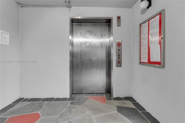 750 SW 138th Ave 304F, Pembroke Pines, FL 33027