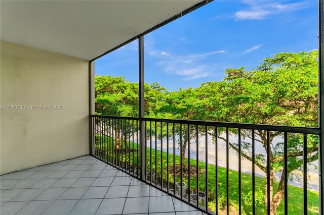 750 SW 138th Ave 304F, Pembroke Pines, FL 33027