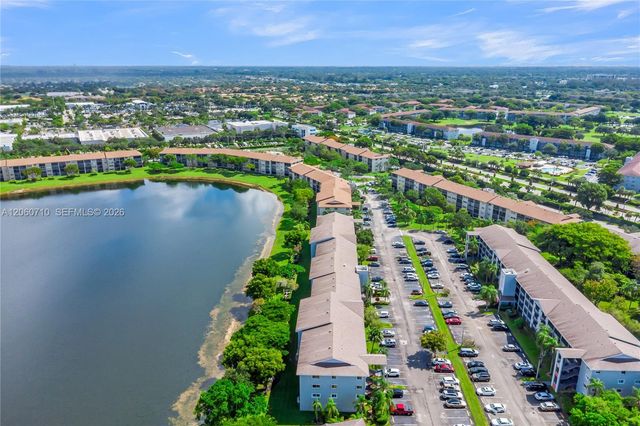 750 SW 138th Ave 304F, Pembroke Pines, FL 33027
