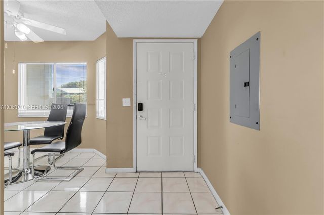750 SW 138th Ave 304F, Pembroke Pines, FL 33027