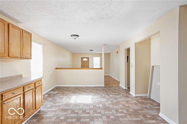 3614 E New York Street, Indianapolis, IN 46201