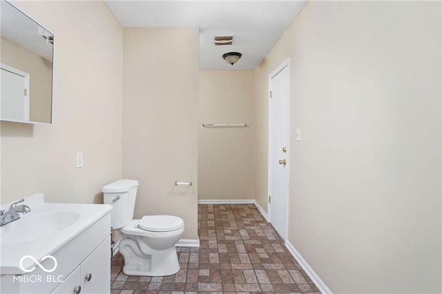 3614 E New York Street, Indianapolis, IN 46201