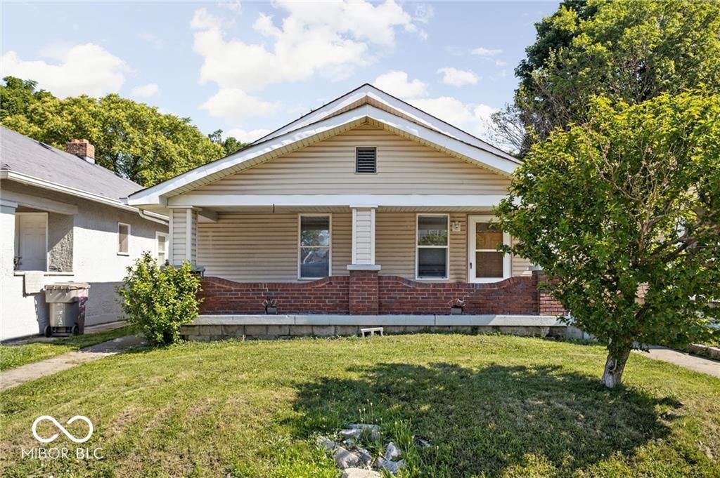 3614 E New York Street, Indianapolis, IN 46201