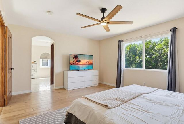 18120 Jaguar Court, Tarzana, CA 91335