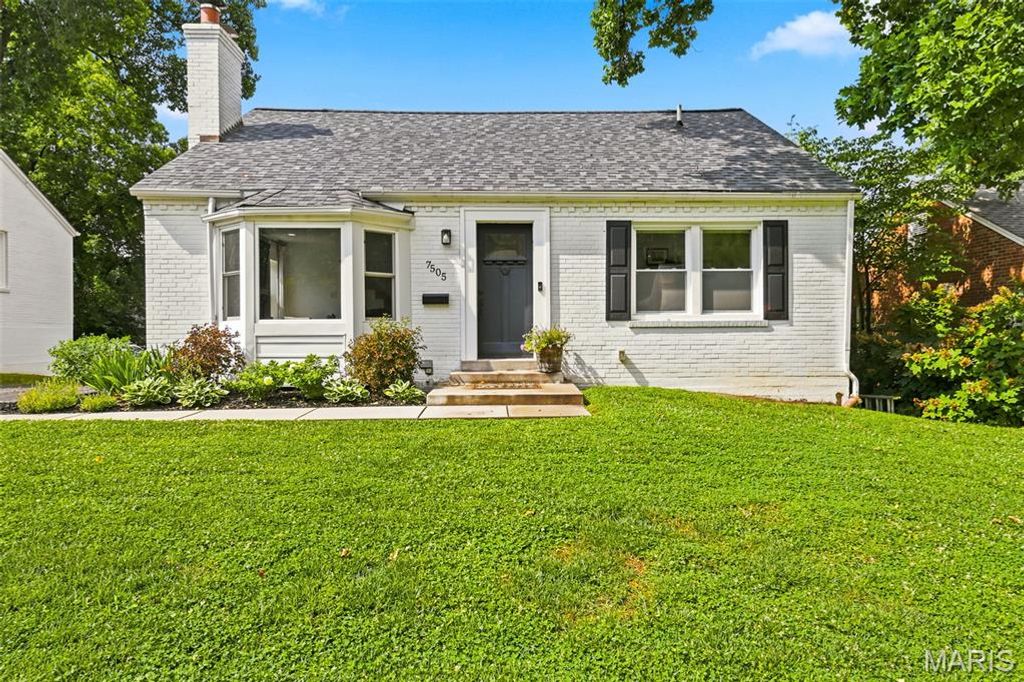 7505 Nottingham Avenue, Shrewsbury, MO 63119