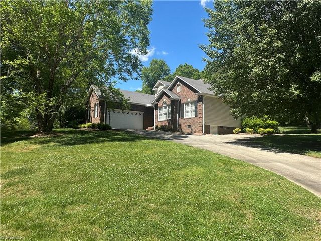 136 Valleybrook Drive, Elkin, NC 28621