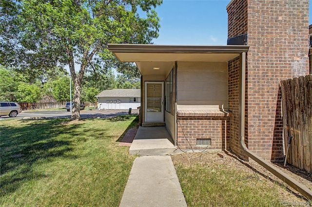 21 Newark Street D, Aurora, CO 80012