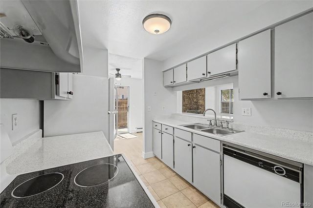21 Newark Street D, Aurora, CO 80012