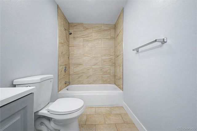 21 Newark Street D, Aurora, CO 80012