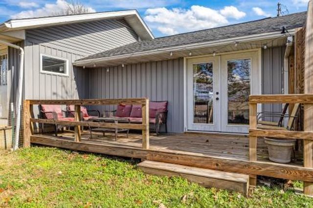 1514 State Hwy Ff, Ava, MO 65608