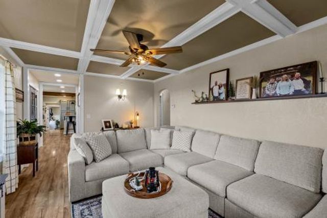 1514 State Hwy Ff, Ava, MO 65608