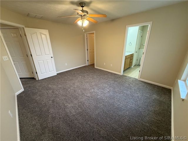 12121 Pinta Place, Sellersburg, IN 47172