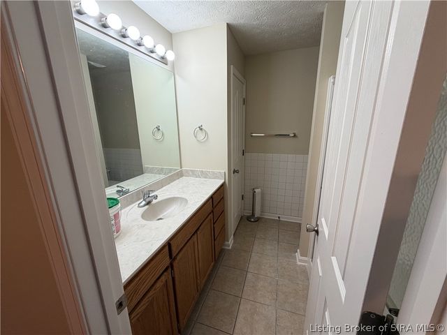 12121 Pinta Place, Sellersburg, IN 47172