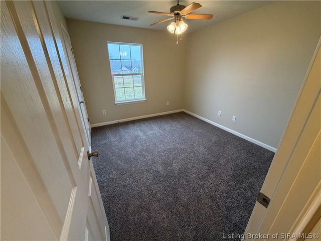 12121 Pinta Place, Sellersburg, IN 47172