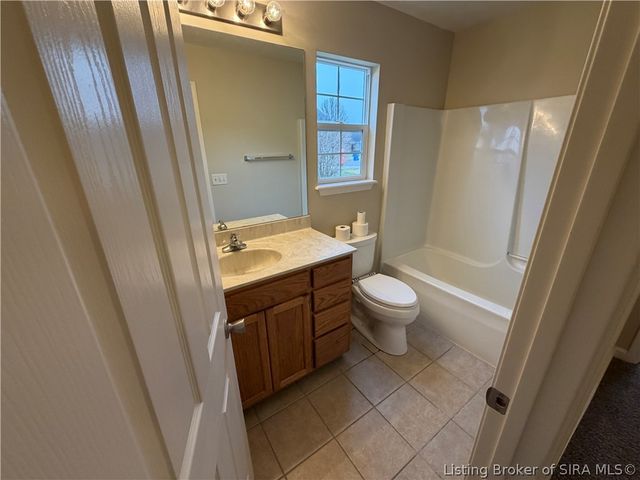 12121 Pinta Place, Sellersburg, IN 47172