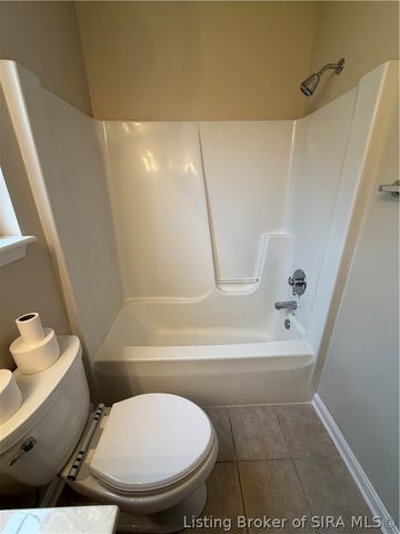 12121 Pinta Place, Sellersburg, IN 47172