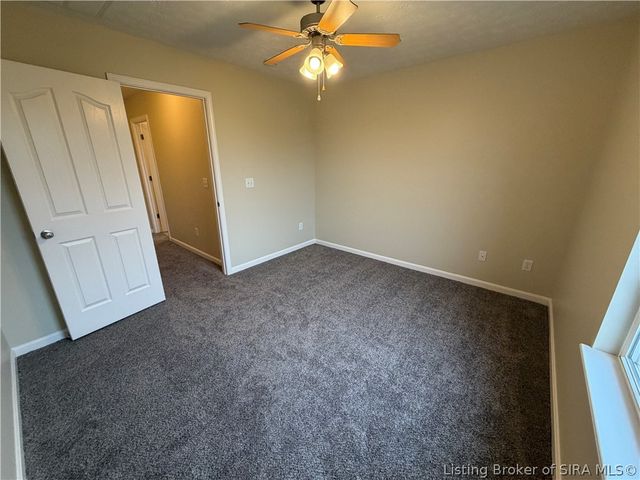 12121 Pinta Place, Sellersburg, IN 47172