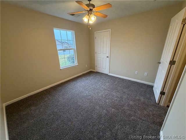 12121 Pinta Place, Sellersburg, IN 47172