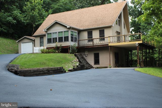 957 BUTLERS CHAPEL RD, Martinsburg, WV 25403