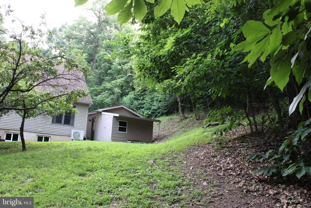 957 BUTLERS CHAPEL RD, Martinsburg, WV 25403