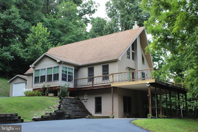 957 BUTLERS CHAPEL RD, Martinsburg, WV 25403