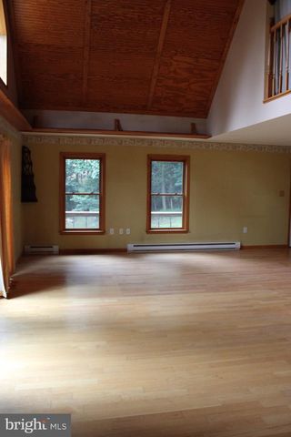 957 BUTLERS CHAPEL RD, Martinsburg, WV 25403