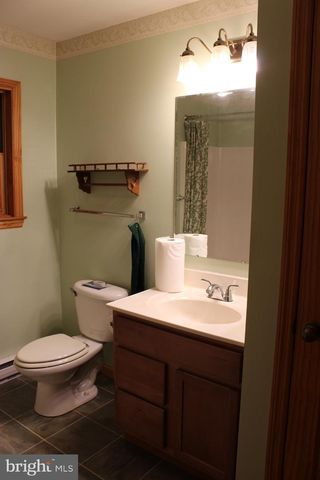 957 BUTLERS CHAPEL RD, Martinsburg, WV 25403