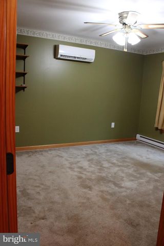957 BUTLERS CHAPEL RD, Martinsburg, WV 25403