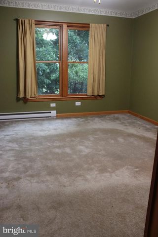957 BUTLERS CHAPEL RD, Martinsburg, WV 25403