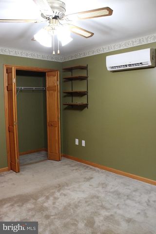 957 BUTLERS CHAPEL RD, Martinsburg, WV 25403