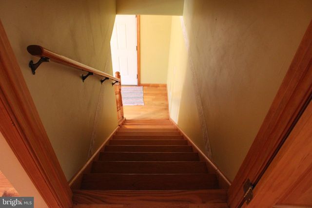 957 BUTLERS CHAPEL RD, Martinsburg, WV 25403